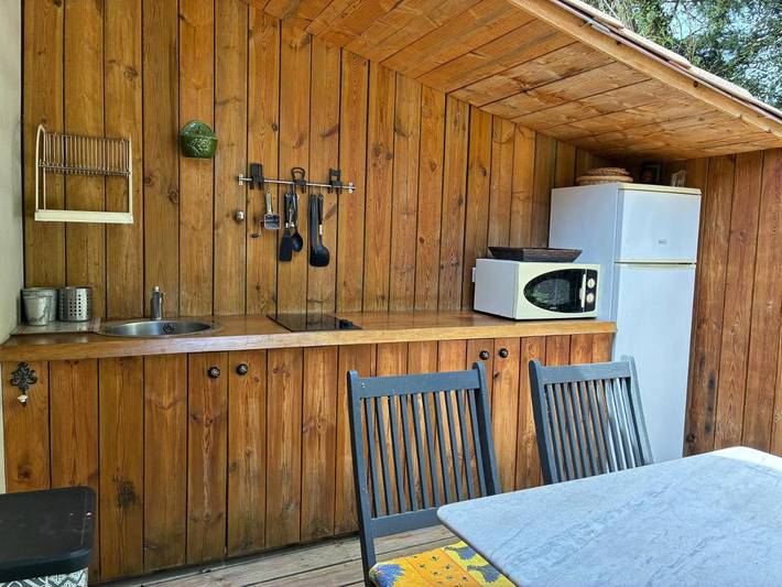 Location de vacances pour 3 personnes, avec piscine ainsi que vue et jardin à Plan-d'Orgon - 4