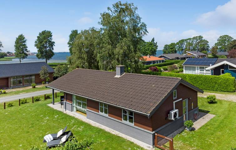 Ferienhaus für 8 Personen, mit Garten und Terrasse - 1