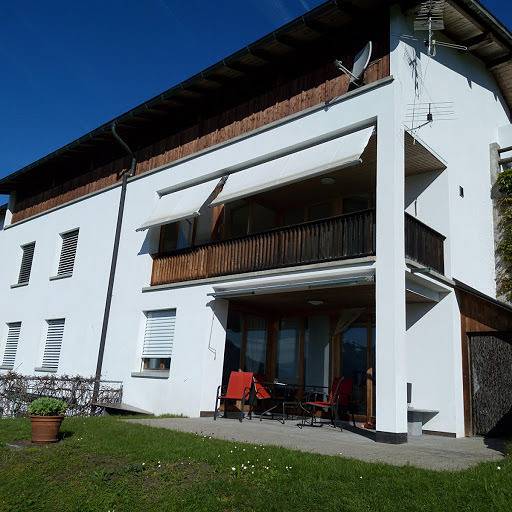 Ganze Ferienwohnung, Plattas - Ferienwohnung 84m2, max 4 Personen, 2 Schlafzimmer, kostenlose Garage, Wlan in Flims Fidaz, Flims
