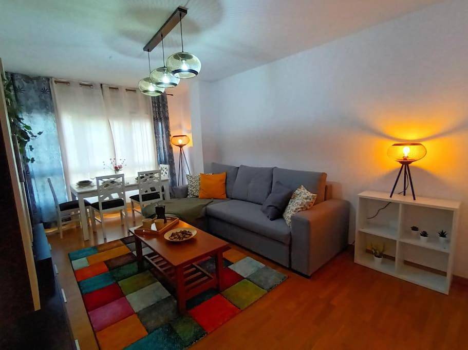 Apartamento entero, Two-Bedroom Apartment with Balcony and Terrace in Vimianzo, Costa de Galicia