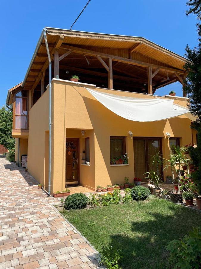 Appartement de vacances pour 8 personnes, avec vue sur le lac ainsi que jardin et vue - 1