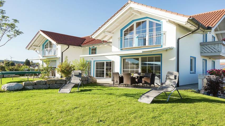 Bauernhof für 4 Personen, mit Seeblick und Garten sowie Balkon im Pfaffenwinkel