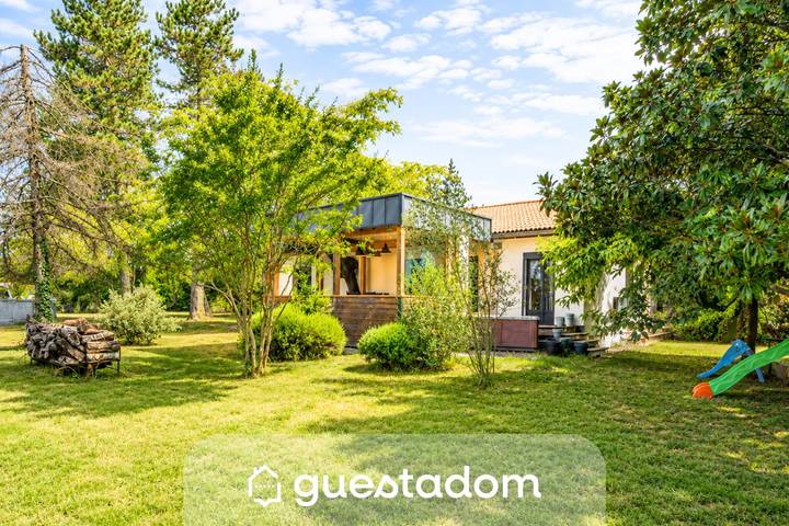 Maison de vacances pour 8 personnes, avec piscine ainsi que jacuzzi et jardin, animaux acceptés - 1