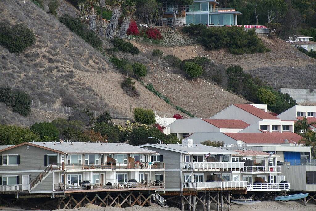 Ganze Wohnung, Luxuriöse Oceanfront Retreat auf trockenen Sand Carbon-Beach - Delphin- in Malibu Beach, Malibu