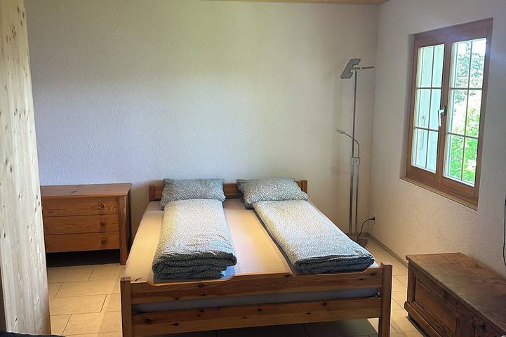 Ferienwohnung für 4 Personen, mit Balkon in Brienz - 2