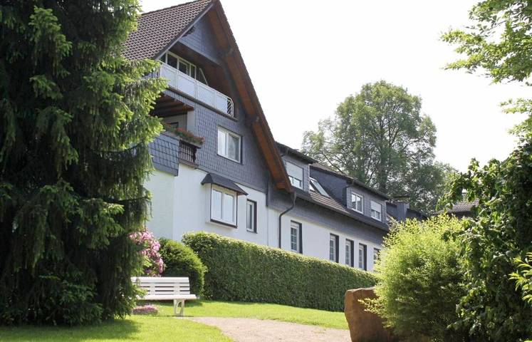 Hotel für 2 Personen, mit Terrasse und Garten sowie Sauna in Hattingen - 4