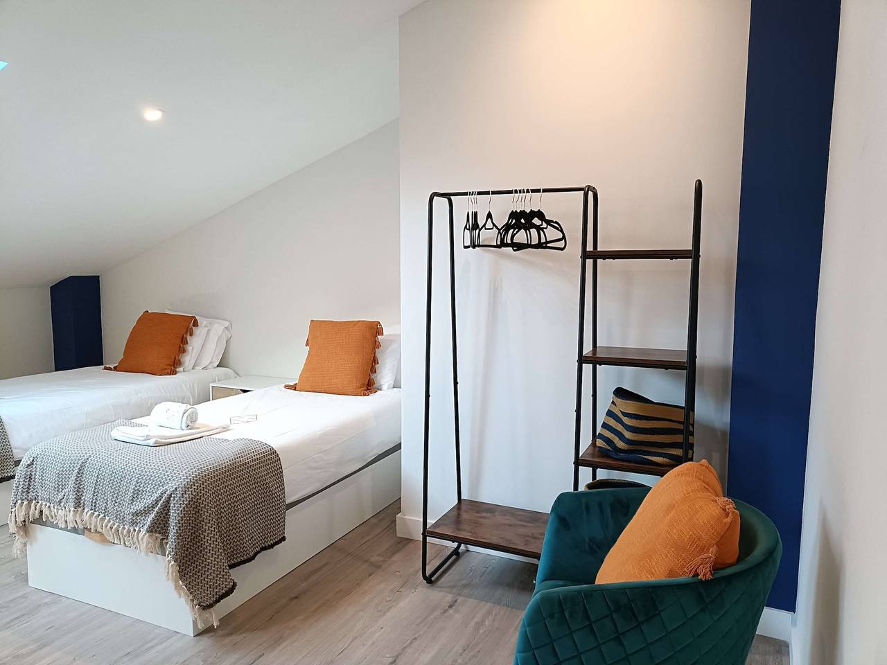 Appartement entier, 2C Duplex with 2 Twin Bedrooms Near Gulbenkian in Lisbonne, Costa de Lisboa