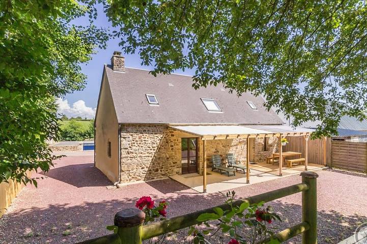 Gîte pour 4 personnes, avec Terrasse et Jardin