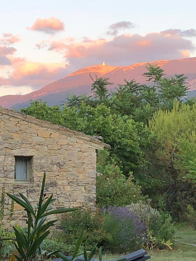 Location de vacances pour 2 personnes, avec jardin ainsi que vue et piscine à Mollans-sur-Ouvèze - 2