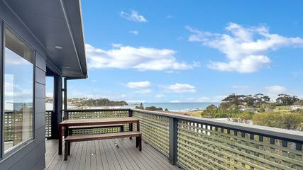 Holiday Letting for 5 People in Malua Bay, New South Wales, Photo 1
