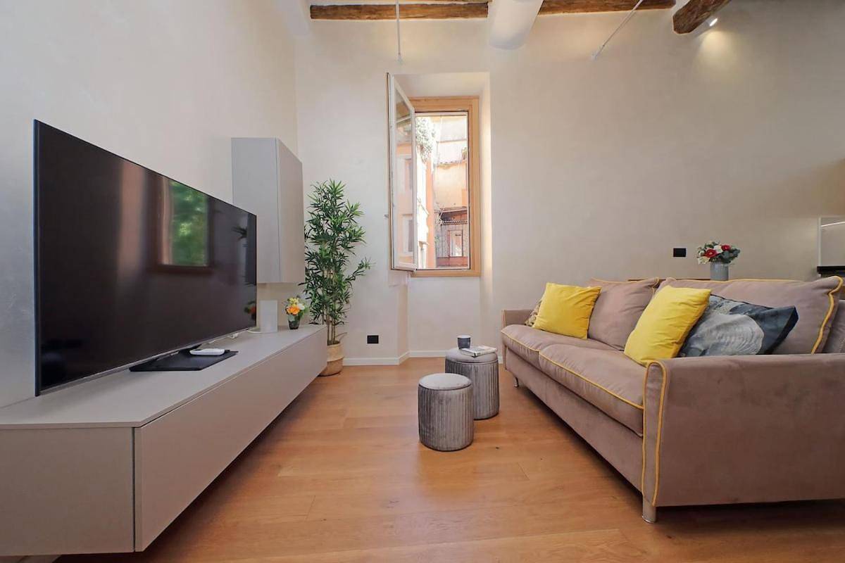 Appartamento intero, One-Bedroom Apartment in Centro di Roma, Roma