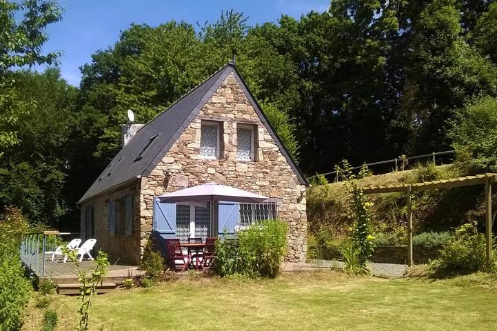 Maison de vacances pour 4 personnes, avec Terrasse et Jardin à Langoat