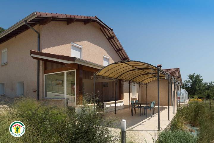 Gîte pour 4 personnes, avec Terrasse et Jardin