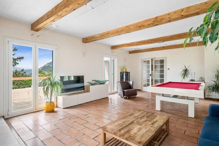 Location de vacances pour 12 personnes, avec jacuzzi et jardin à Aspremont - 4