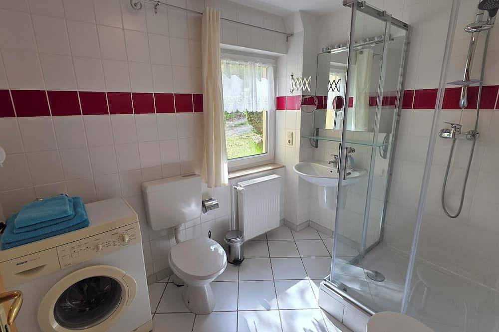 Ganze Wohnung, Haus am See Zislow Whg 2 in Zislow, Plauer See
