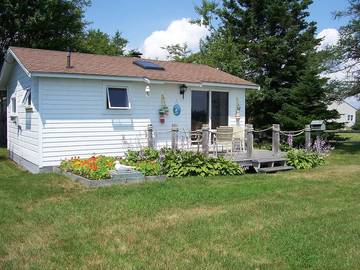 Lake House for 2 Guests in Maine, USA, Picture 2