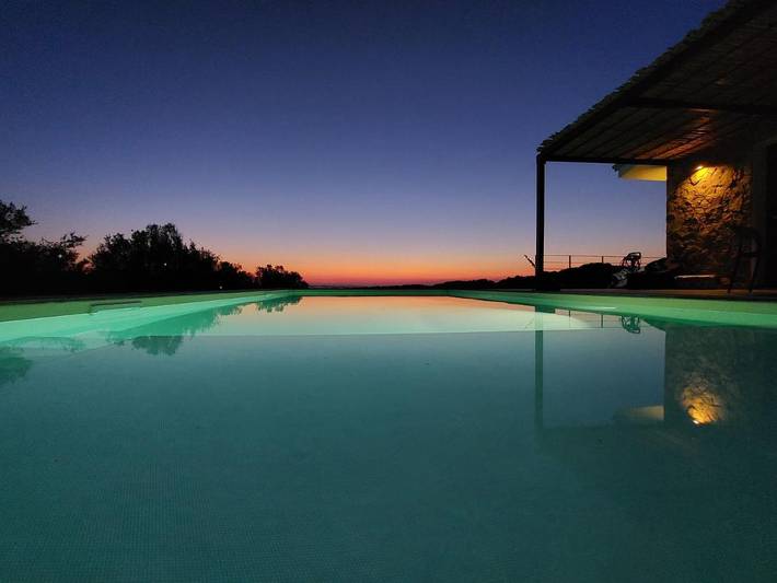 Casa vacanza per 2 persone, con piscina e panorama nonché giardino e terrazza in Sant'Anna Arresi