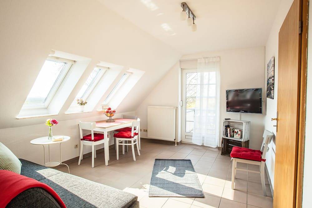 Ganze Wohnung, Ferienwohnung - Topaz 3-4 in Jork, Altes Land Stade