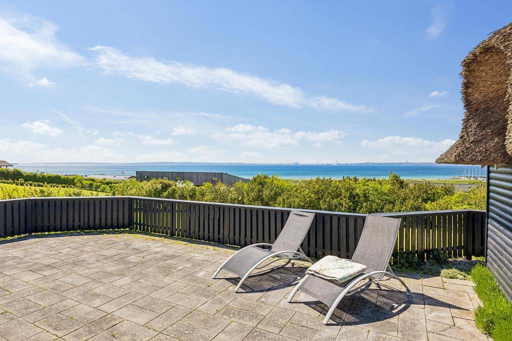 Gemütliches Ferienhaus mit Panoramablick über den Aarhus Bugt – ideal für einen erholsamen Urlaub in Skødshoved, Knebel