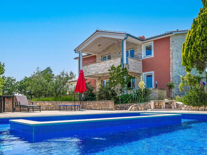Ferienhaus für 12 Personen, mit Terrasse und Garten, mit Haustier - 1