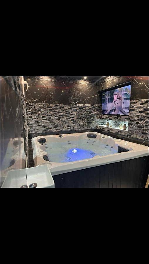Gîte pour 2 personnes, avec jacuzzi à Gonesse - 2