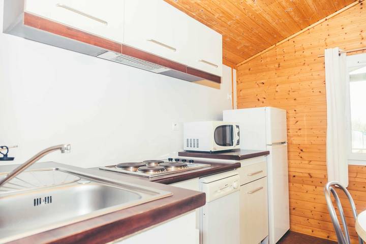 Chalet pour 2 personnes avec balcon/terrasse in Saint-Denis-d'Oléron, Côte de Beauté