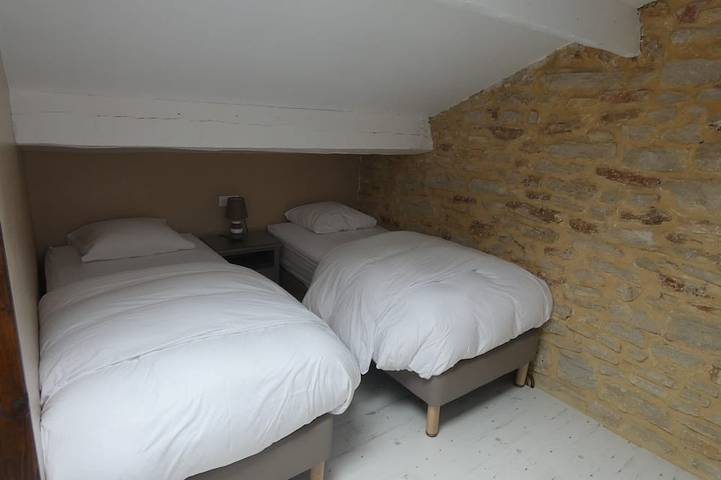 Gîte pour 6 personnes, avec terrasse ainsi que piscine et jardin, animaux acceptés à L'Isle-sur-la-Sorgue - 3