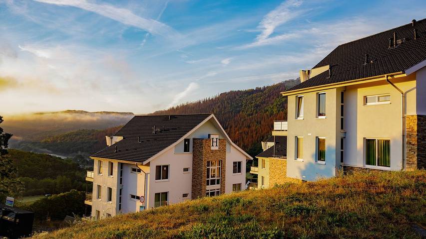 Ferienwohnung für 7 Personen, mit Pool, mit Haustier in Heimbach