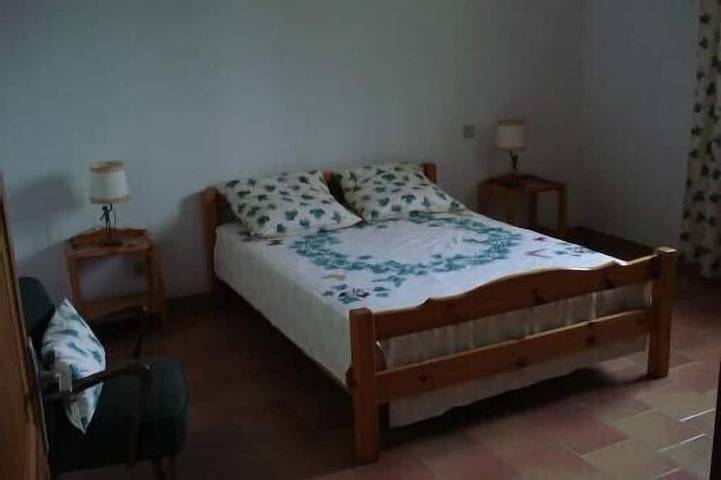 Location de vacances pour 10 personnes, avec balcon et jardin à Aléria - 2