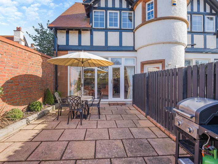 Holiday rental for 4 people, with garden in Troon