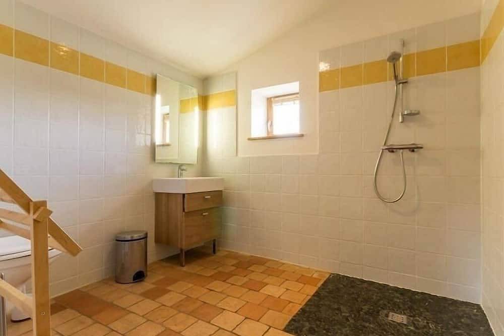 Maison de vignerons avec jardin, Wifi, animaux acceptés in Le Cellier, Vallée de la Loire