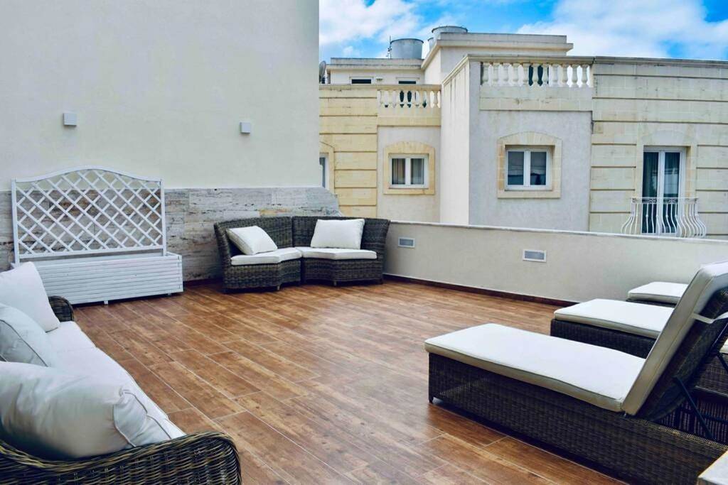 Villa in Paceville, San Giljan