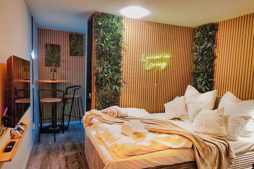 Ganze Wohnung, Lunaria Living - Studio - Ambilight-Tv - Retro-Konsole -Parkplatz & Vw-Tor 17 in Wolfsburg, Braunschweig und Umgebung