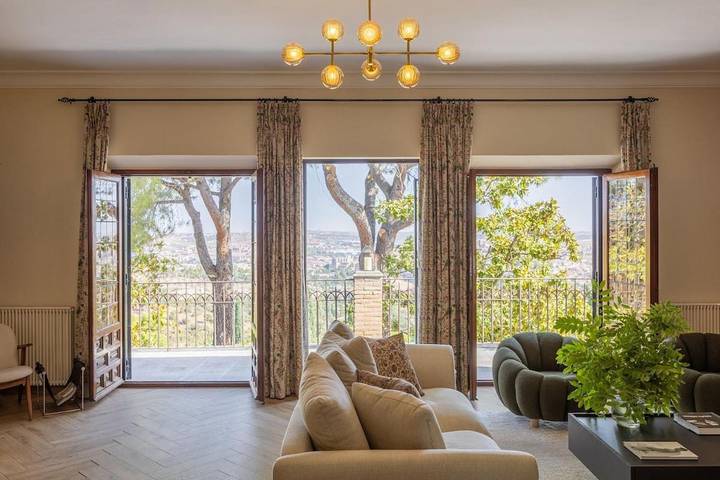 Casa rural para 10 personas, con Balcón y Terraza además de Jardín y Piscina en Toledo