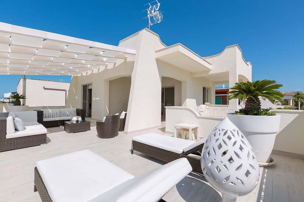 Entire apartment, L'Attico di Alessia by Perle di Puglia in Campomarino (Apulia), Gulf of Taranto