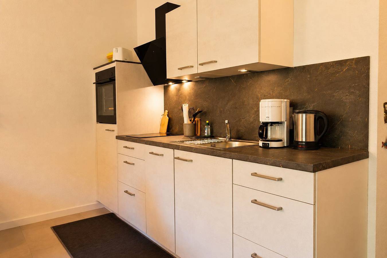 Ganze Wohnung, Idyllische Ferienwohnung nahe Kühlungsborn & Rerik in Wischuer, Biendorf