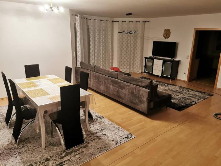 Gîte pour 8 personnes, avec jardin et terrasse à Burgau - 4