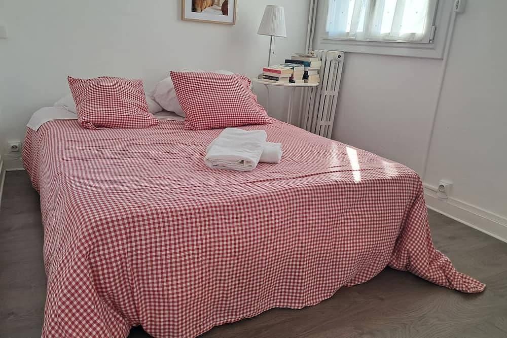 Entire apartment, El Catalane in Avon (Seine-et-Marne), Seine-et-Marne