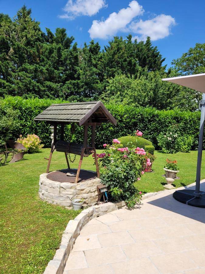 Cottage pour 2 personnes, avec jardin et terrasse à Lailly