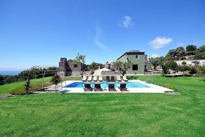 Casa de vacaciones para 14 personas, con jardín y balcón - 1