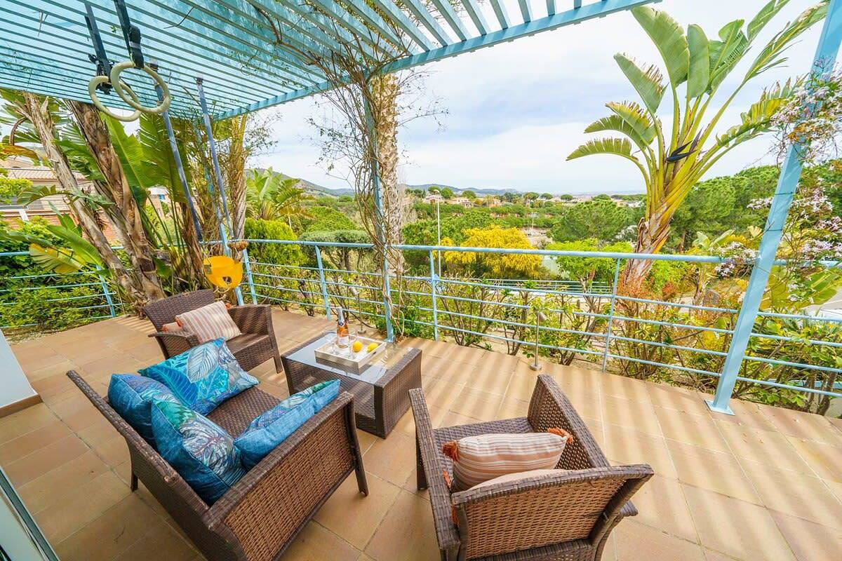 Villa Ikigai Lux, ideal familias, piscina y Aircon in Calella, Costa del Maresme