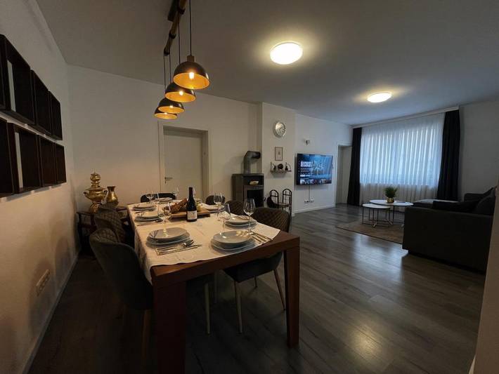 Ferienwohnung für 7 Personen, mit Whirlpool und Terrasse sowie Garten und Sauna in Geisenheim - 4