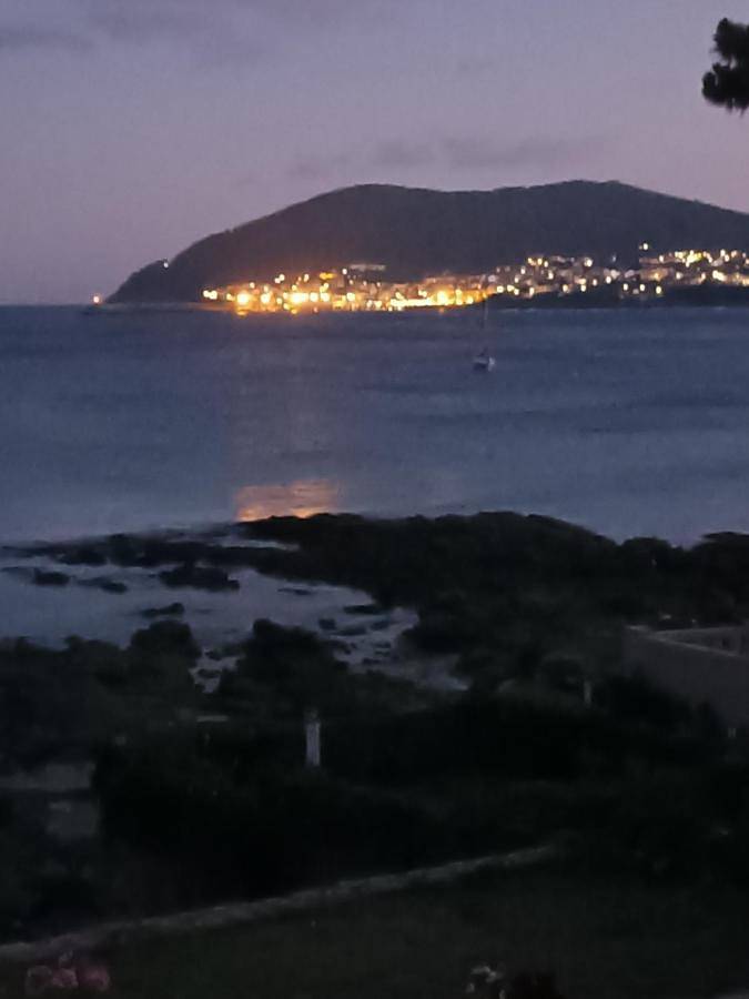Casiña Palmira in Praia da Lagosteira (Fisterra), Finisterre