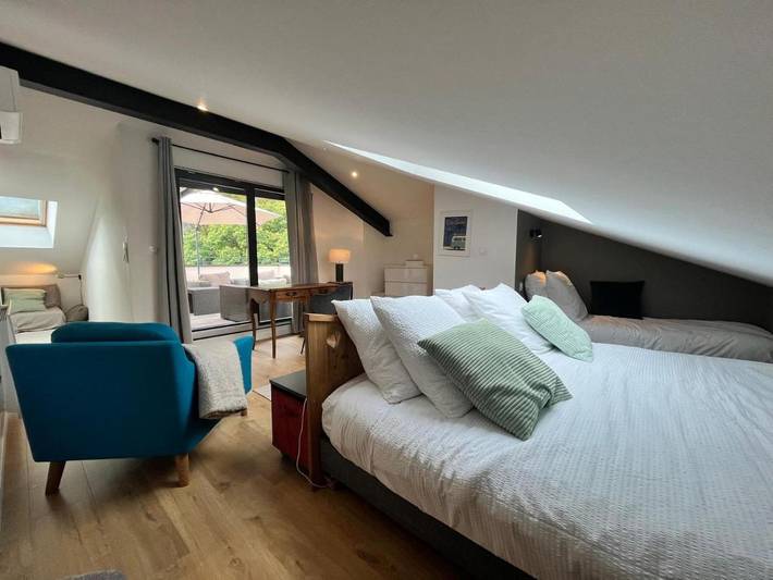 Chambre d’hôte pour 2 personnes, avec vue et jardin