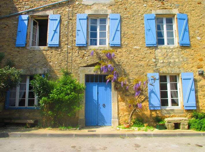 Chambre d’hôte pour 3 personnes, avec jardin dans Musee du Ver a Soie