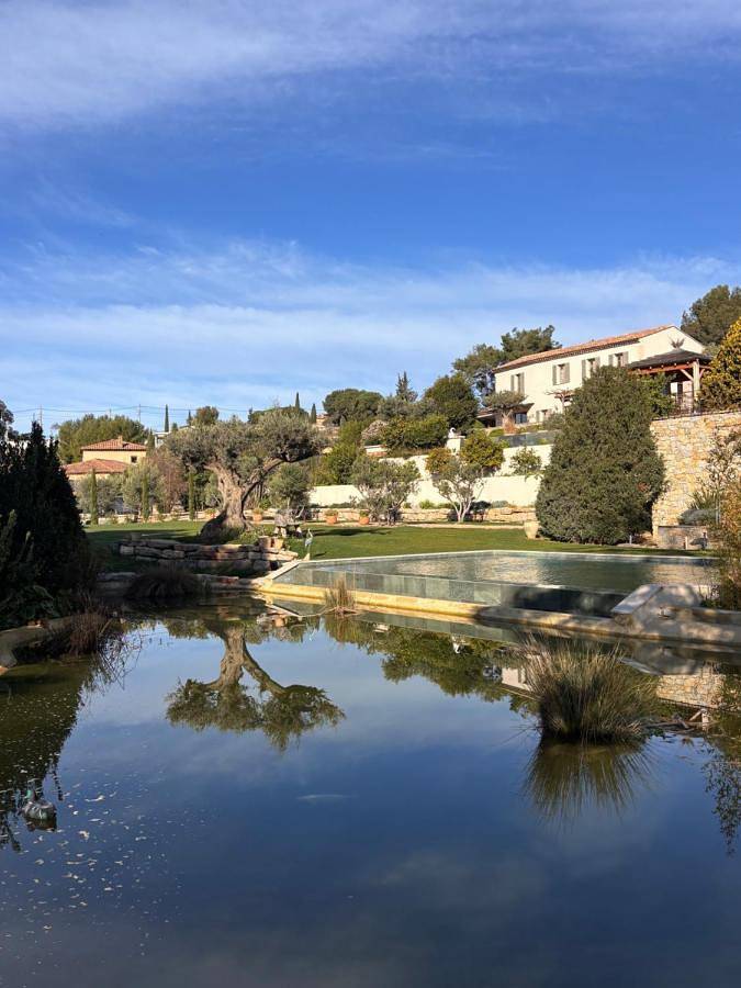 Maison d’hôte pour 2 personnes, avec jardin ainsi que piscine et vue à Marseille - 3