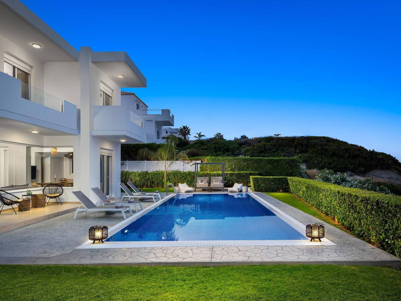 Moderne Villa mit Hügel- und Meerblick in Kolympia, Rhodes