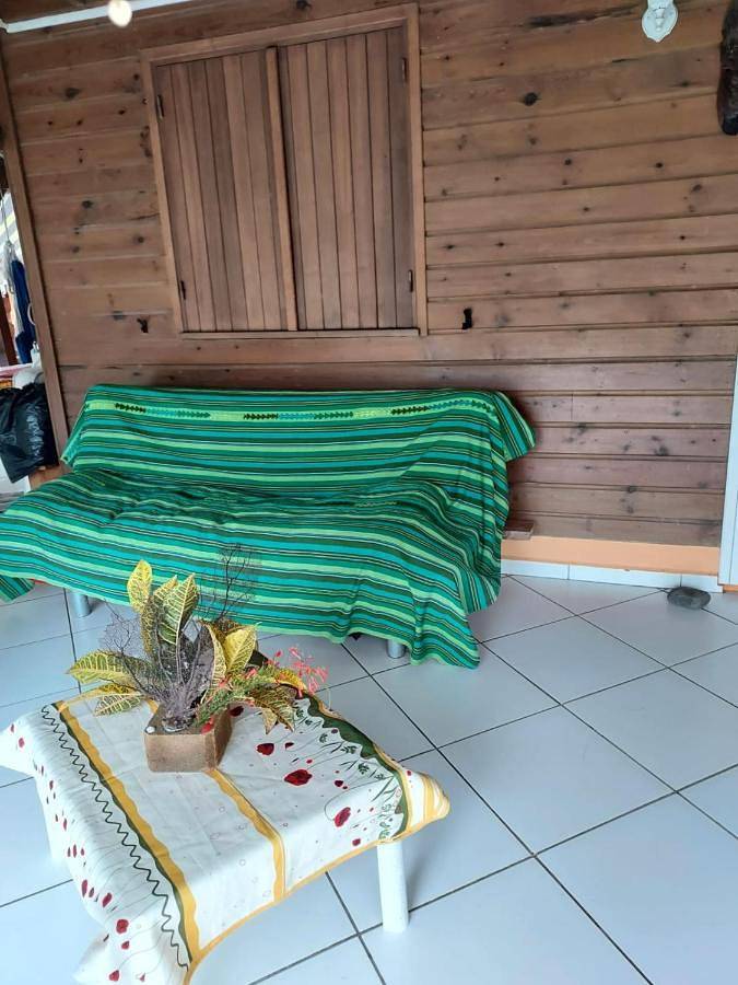 Gîte pour 2 personnes, avec terrasse dans Église catholique de Sainte-Anne - 3