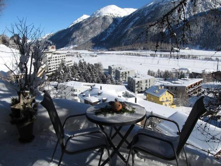 Ferienwohnung für 2 Personen, mit Garten und Ausblick in Samedan - 4
