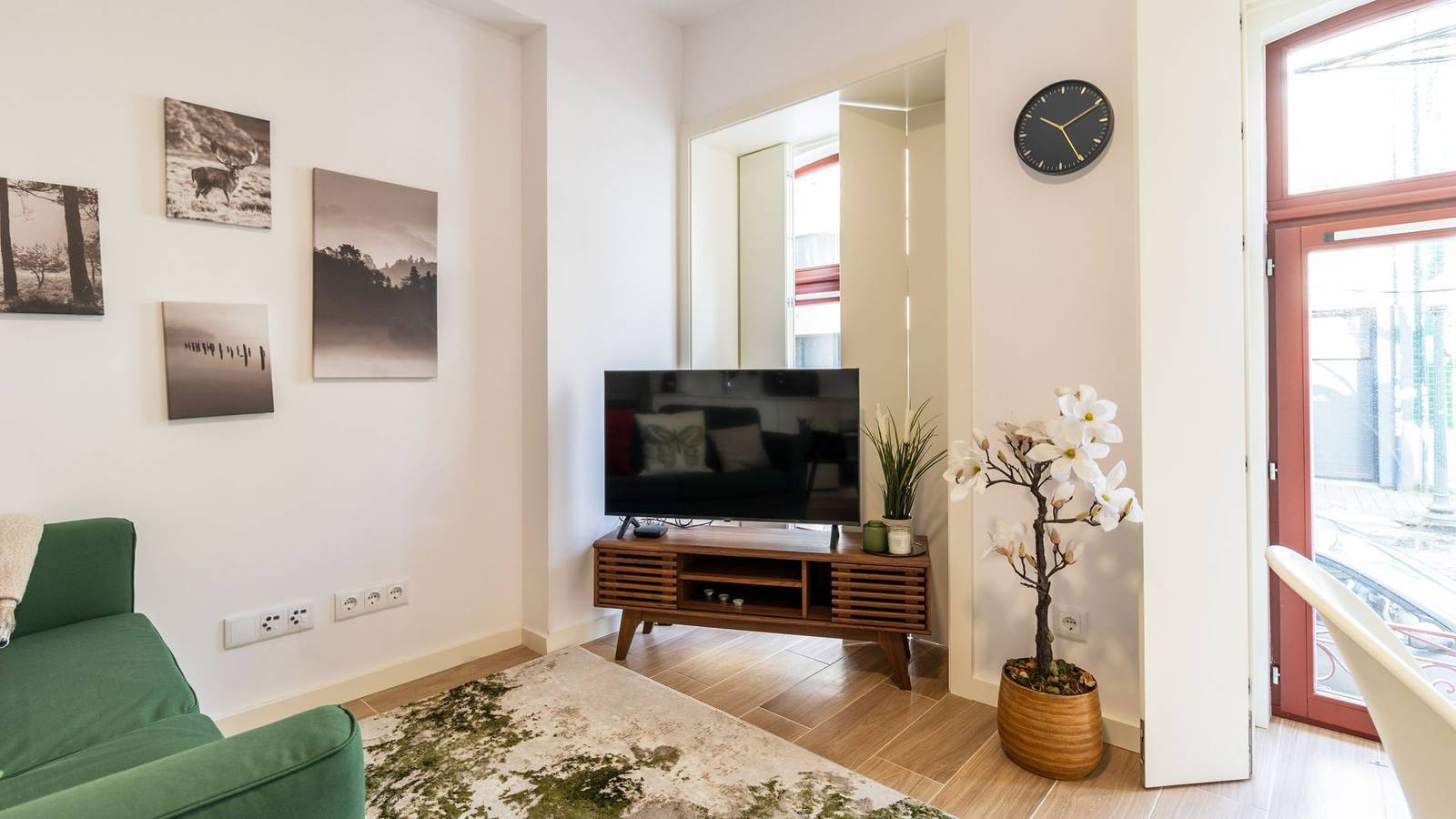 Entire apartment, Old Town 1Br Duplex by Lovelystay in Porto, Porto District